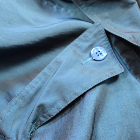 Blade Runner Black and Blue Oil Slick Trench Coat - Picture 3 of 6